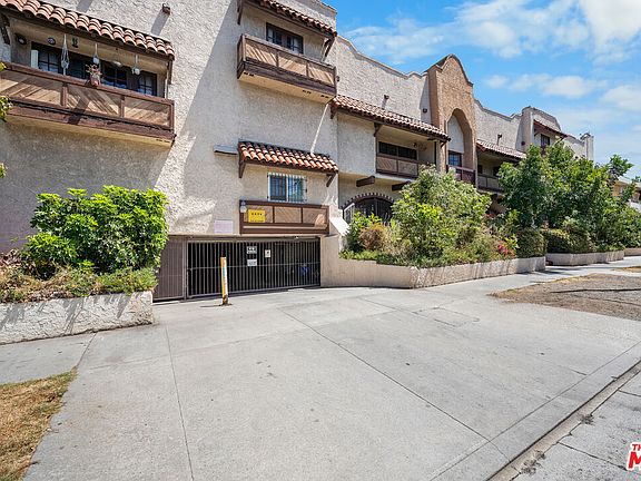 4th image of 444 S Gramercy Pl APT 10