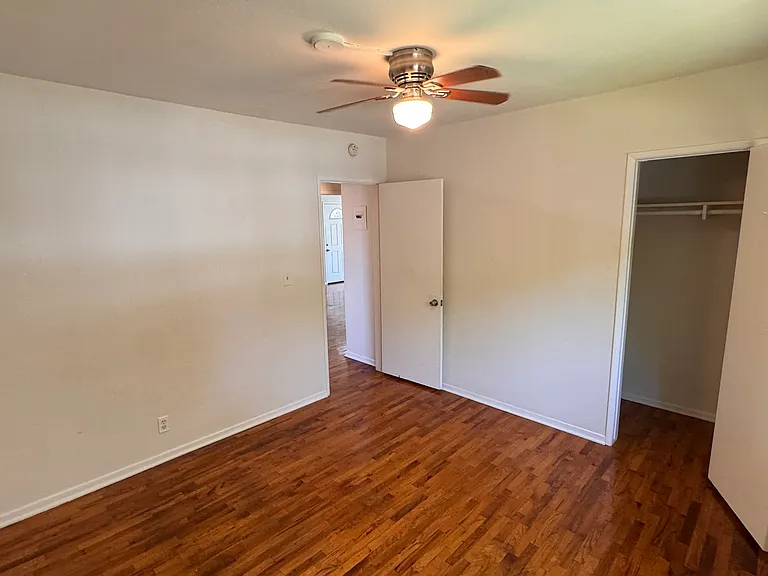 834 Grant St #4 — Photo 5