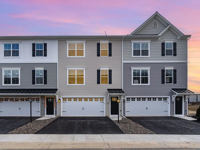 156 Copperleaf Dr — Photo 1