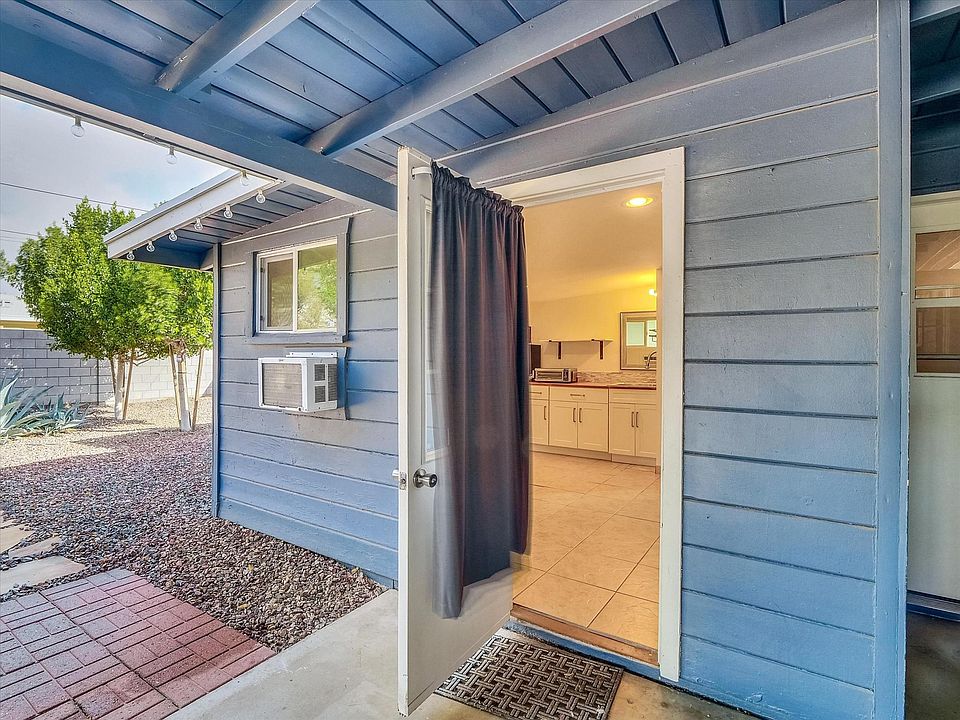 Casita entrance