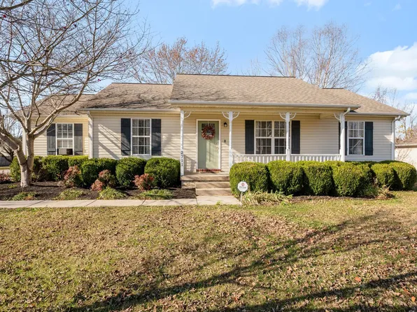 2711 Rocking Horse Ln, Murfreesboro, TN 37130