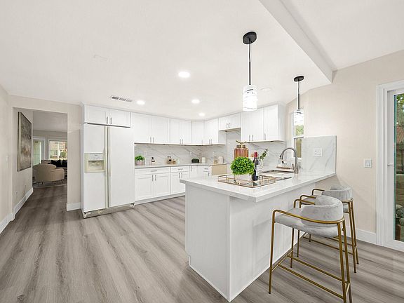 5th image of 19205 Slate Creek Dr