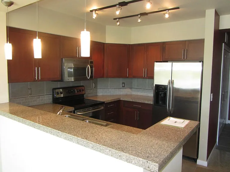 211 Kirkland Ave #411 — Photo 6