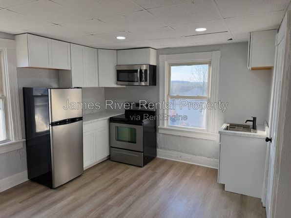 1009 4th St APT 4