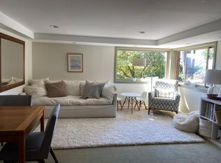 4259 E Mercer Way UNIT A, Mercer Island, WA 98040