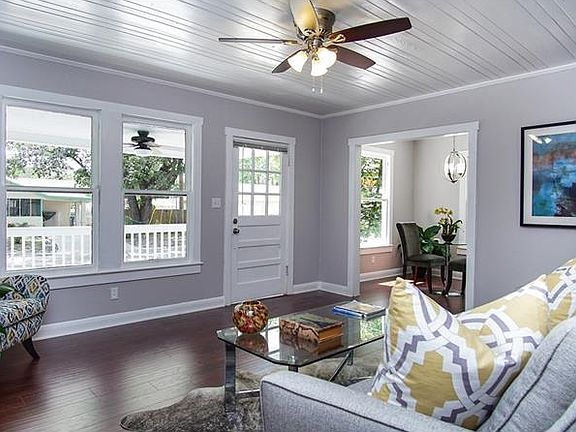 5th image of 7517 N Dartmouth Ave