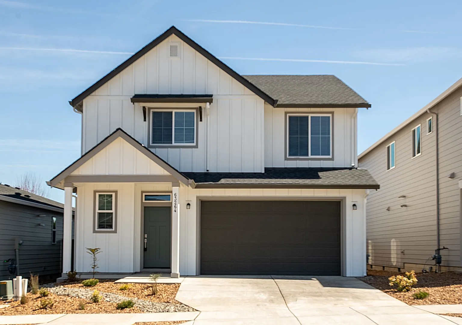 Spacious Like New 4 Bedroom Home! — Photo 1