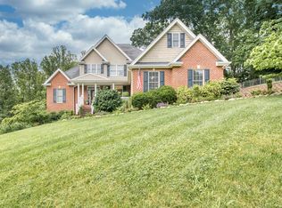 1264 Prater Ln, Marion, VA 24354