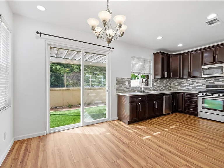 10294 Scripps Poway Pkwy #5 — Photo 8