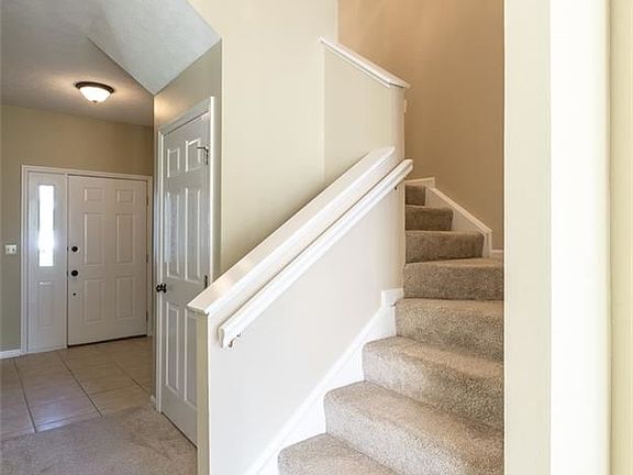 4th image of 8538 Timber Park Dr