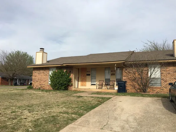 500 Meadowlake Dr, Noble, OK 73068