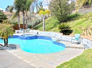 23480 Mountain Breeze Dr, Murrieta, CA 92562
