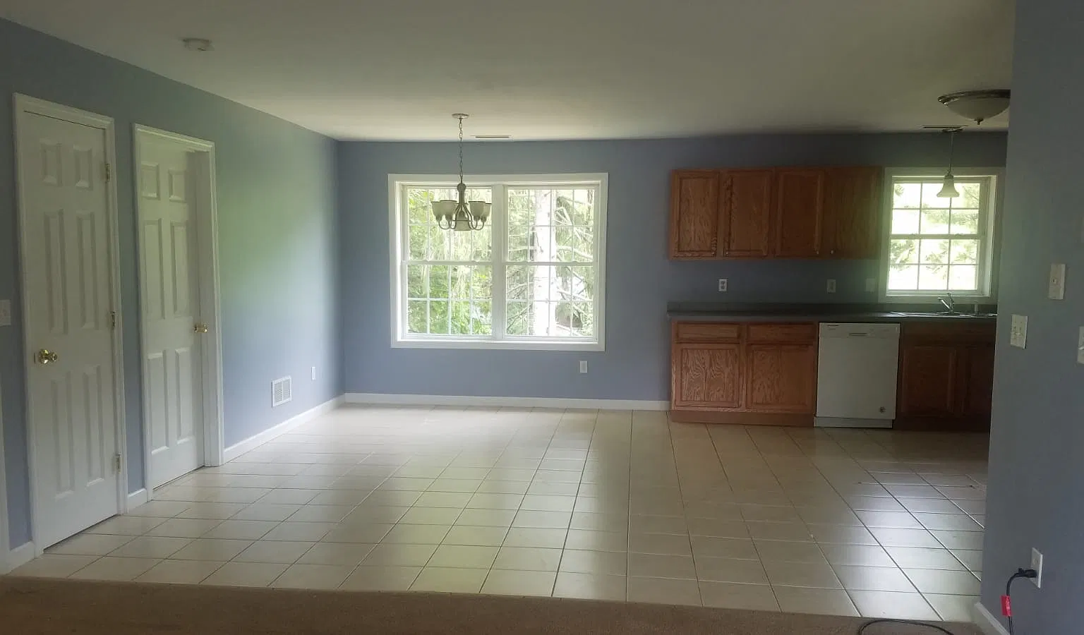 3 bed, 1426 sqft, $2,495 — Photo 2