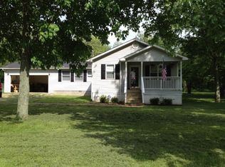 184 Robey Dr, Glendale, KY 42740