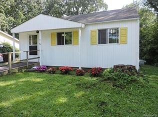 1189 W Williamson Ave, Flint, MI