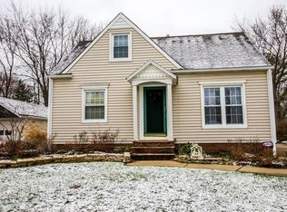 33 Tudor Ave, Bedford, OH