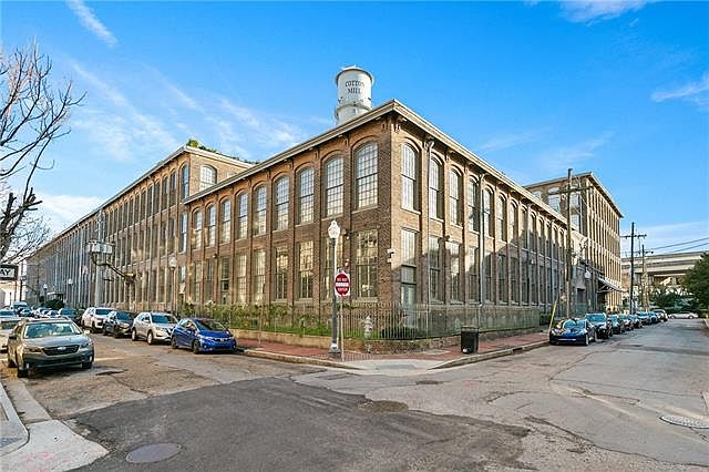 1st image of 920 Poeyfarre St APT 344
