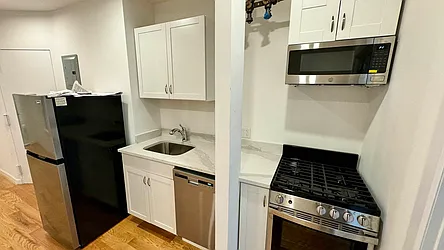 Rented by HOLTON REAL ESTATE INC.