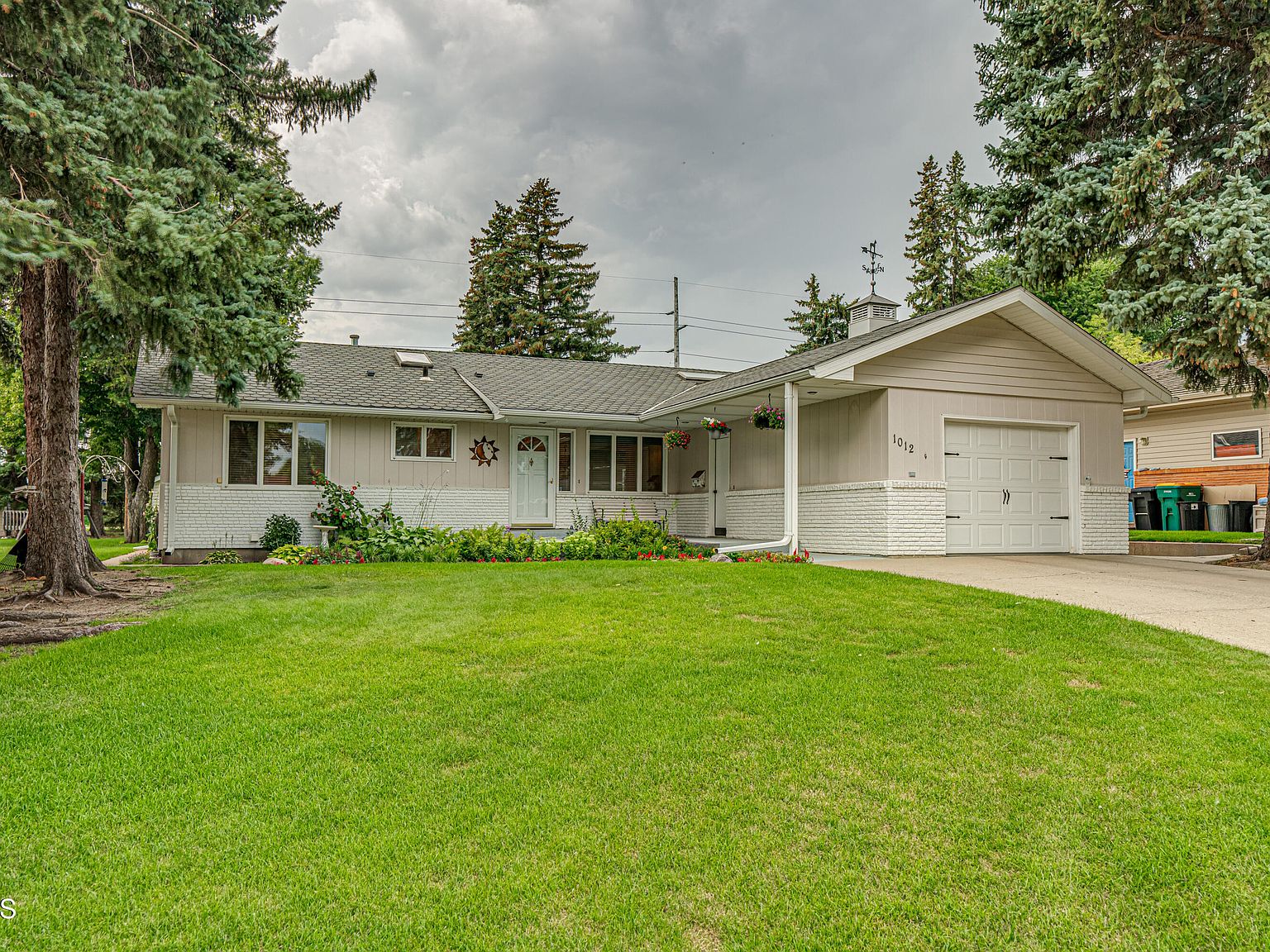 1012 W Highland Acres Rd, Bismarck, ND 58501 Zillow