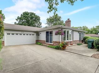 3978 Blackstone Ave, Gurnee, IL 60031