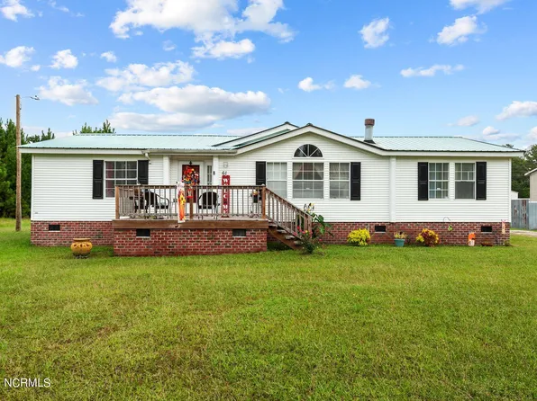 61 Dodge Point Drive, Pinetops, NC 27864