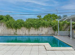 491 W 36th Pl, Hialeah, FL 33012