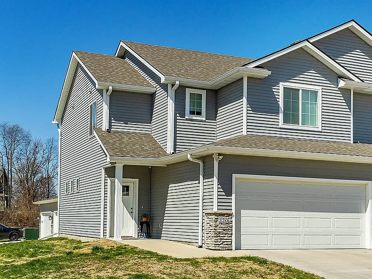 220 Amberwood Dr — Photo 12