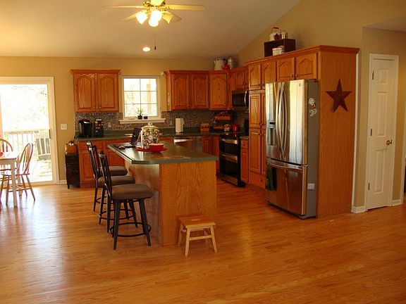 5th image of 4300 Gage Pl