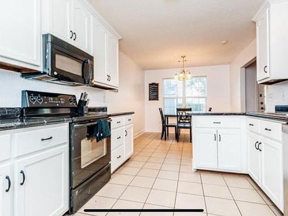 4th image of 104 Manorwood Ln