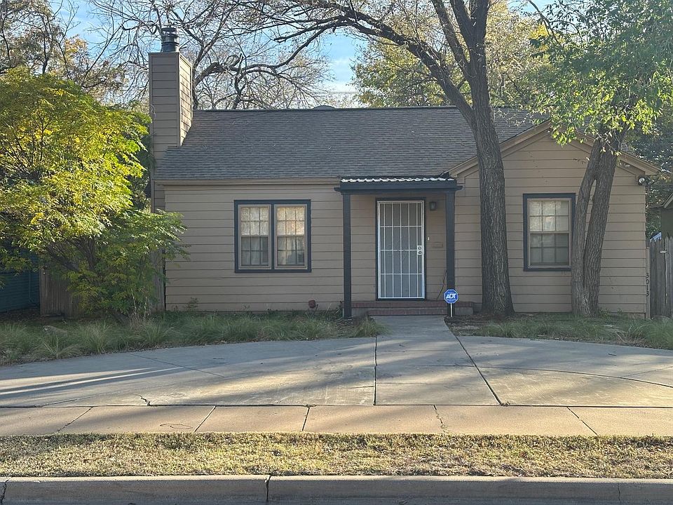 1st image of 3013 22nd St #3013