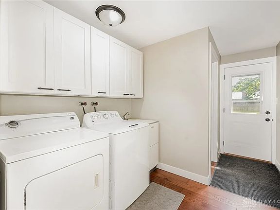 5th image of 2360 E Rahn Rd