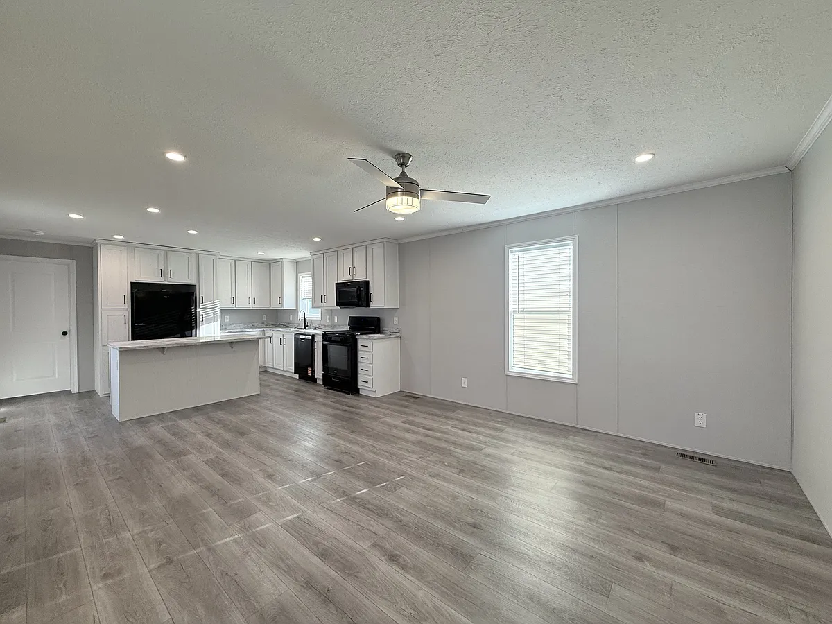 Building Photo - 29800 Guilford Cir #256