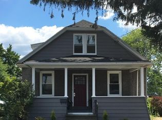 29 Mount Royal St, Chicopee, MA 01020