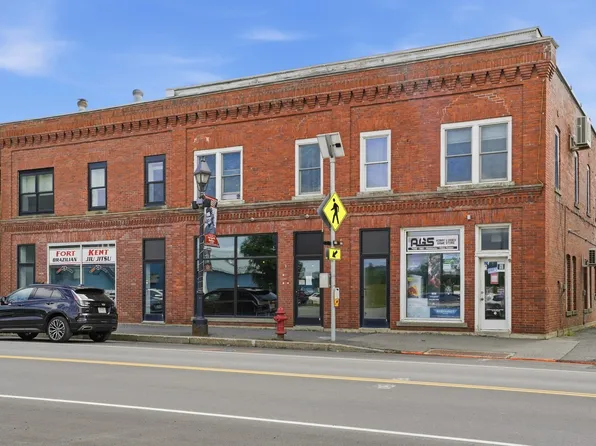 256.258 West Main Street, Fort Kent, ME 04743