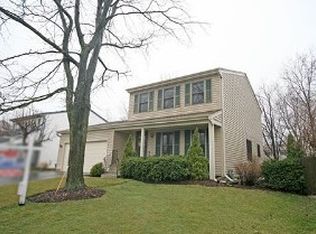 698 Sand Creek Dr, Carol Stream, IL