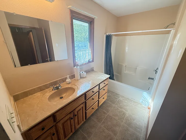 1236 E State Highway Cc — Photo 13