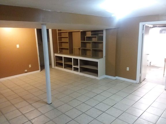 5th image of 3181 Cleveland Ave