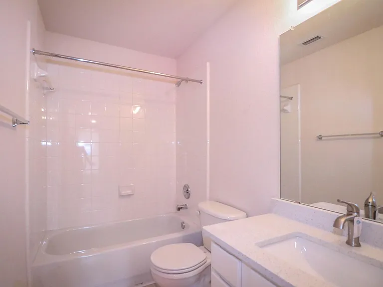 1183 Heathrow Dr — Photo 26