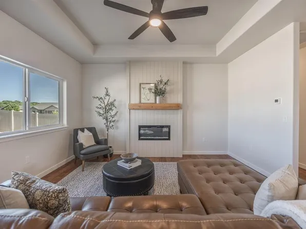 613 Carbonero Avenue, Montrose, CO 81403