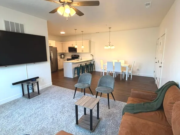 912 N Hemsworth Way Unit 201, Saratoga Springs, UT 84045