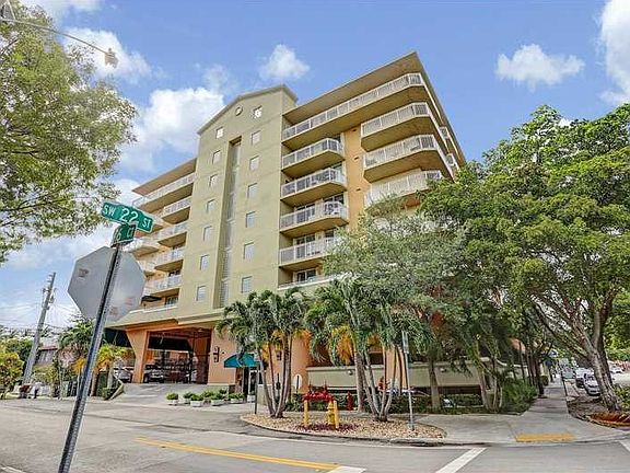 3rd image of 1650 Coral Way APT 706