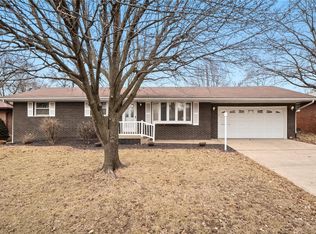 2119 Saint Michael Ct N, Highland, IL 62249