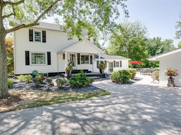 6239 Holden Rd, Tecumseh, ON N0R 1L0