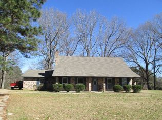 5 McAllister Cir, Vicksburg, MS 39183