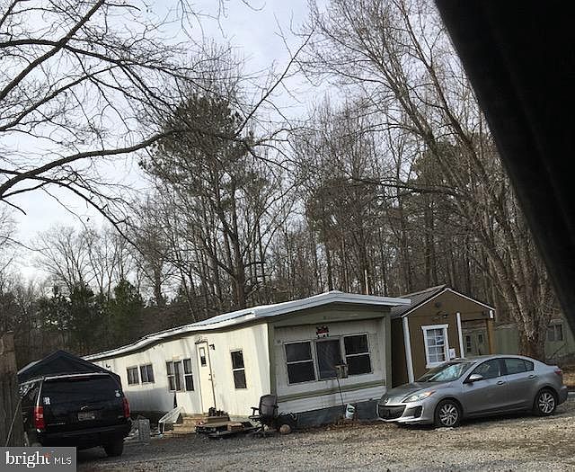 2nd image of 143 & 149 Moores Dr