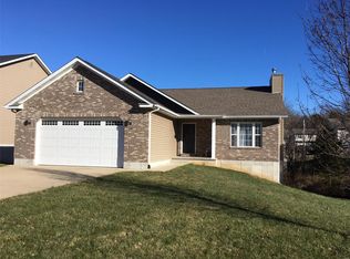 331 N Thomas St, De Soto, MO 63020