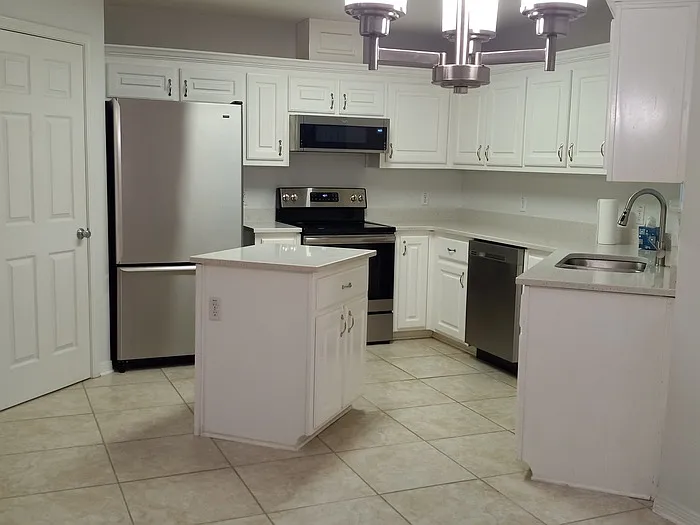 6787 Rickwood Dr — Photo 28