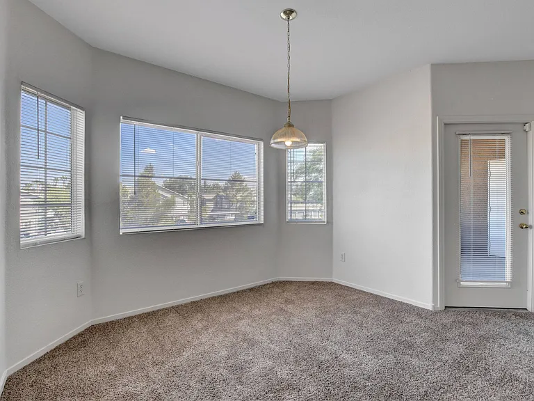 Aspen Peak Condominiums — Photo 70