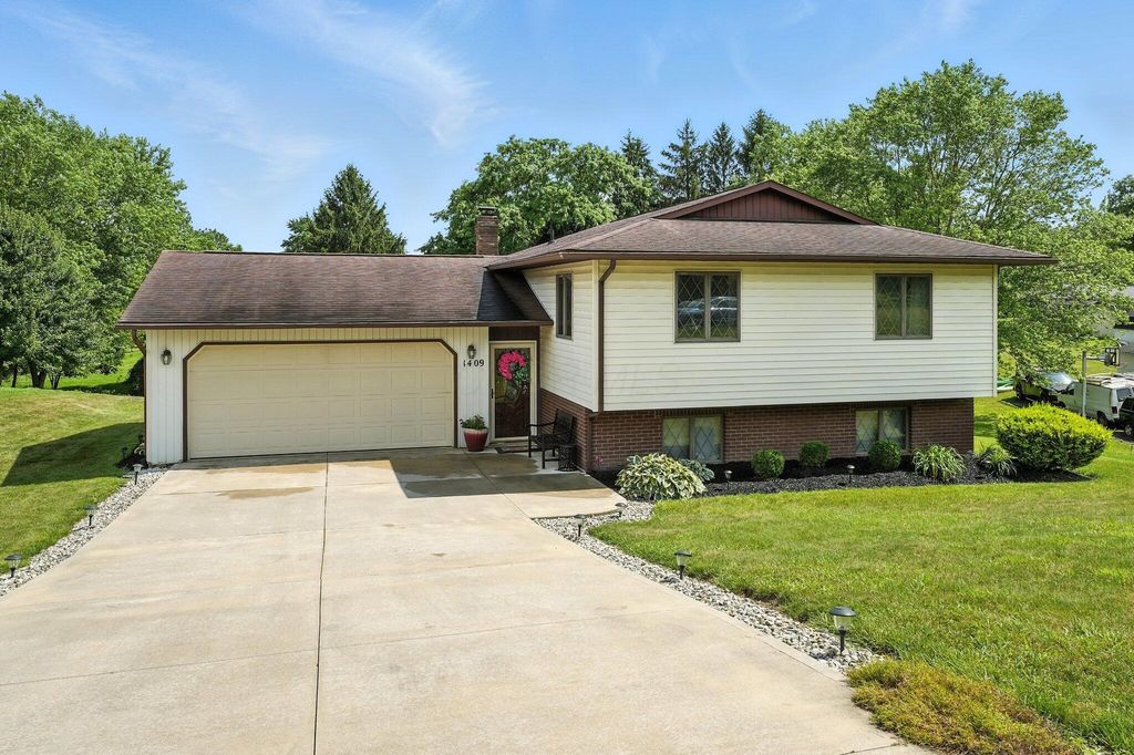 Real estate listing image