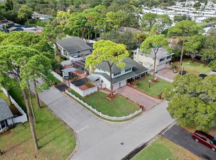 8500 141st St, Seminole, FL 33776